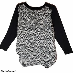Jones NewYork women's plus size 2X abstract print black sleeves blouse. 696